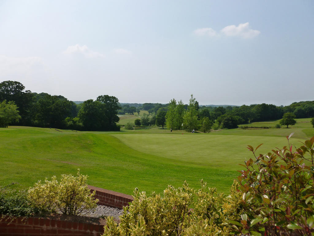 London Beach Country Hotel & Golf Club 坦特登 外观 照片